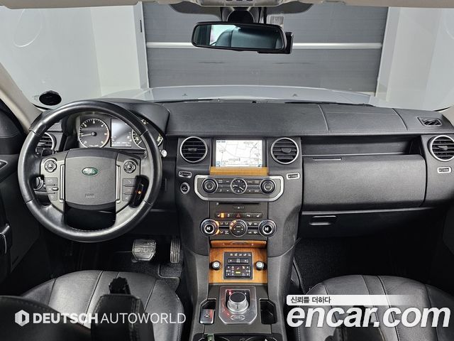 Land Rover Discovery 2013 — photo 7