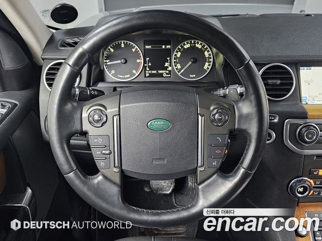 Land Rover Discovery 2013 — photo 13