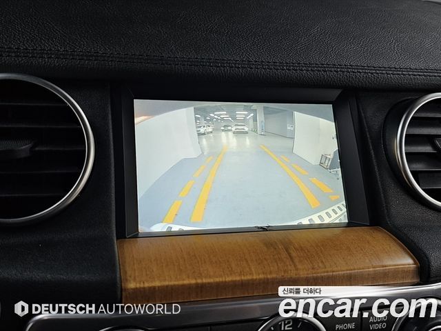 Land Rover Discovery 2013 — photo 15
