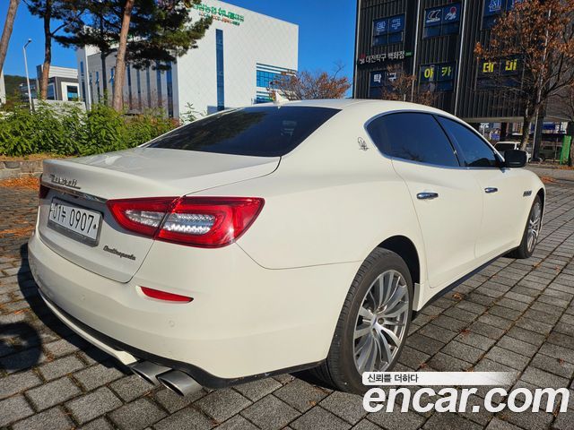 Maserati Quattroporte 2016 — photo 6