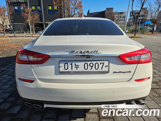 Maserati Quattroporte 2016 — photo 7