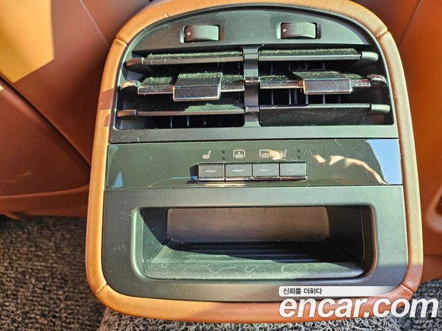 Maserati Quattroporte 2016 — photo 15
