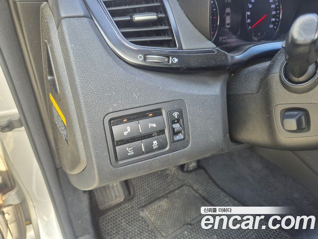 Kia K9 2013 — photo 17