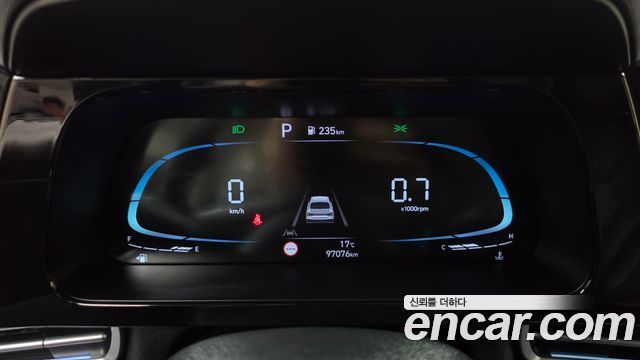 Hyundai AVANTE 2024 — photo 11