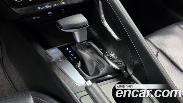 Hyundai AVANTE 2024 — photo 12
