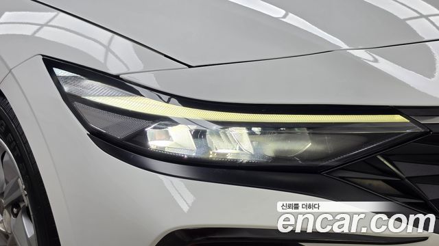 Hyundai AVANTE 2024 — photo 8