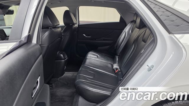 Hyundai AVANTE 2024 — photo 16