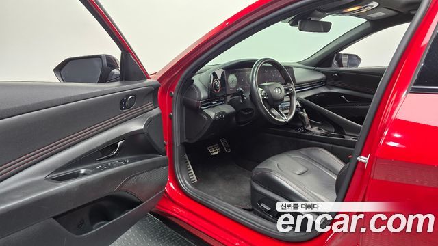 Hyundai AVANTE 2021 — photo 13