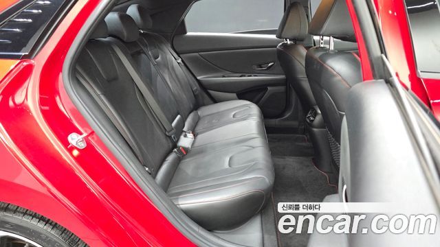 Hyundai AVANTE 2021 — photo 17