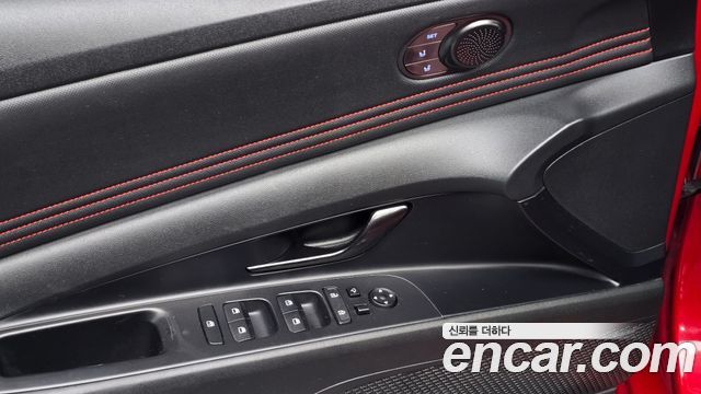 Hyundai AVANTE 2021 — photo 26