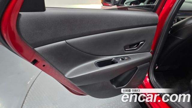 Hyundai AVANTE 2021 — photo 15