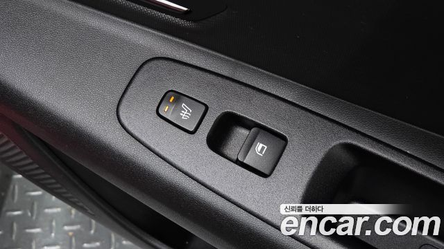 Hyundai AVANTE 2021 — photo 29