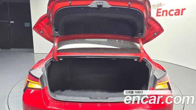 Hyundai AVANTE 2021 — photo 30