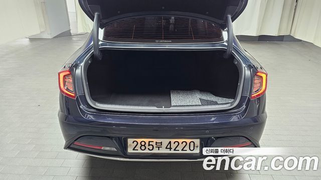 Hyundai Sonata 2020 — photo 25