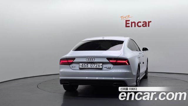 Audi A7 2016 — photo 4