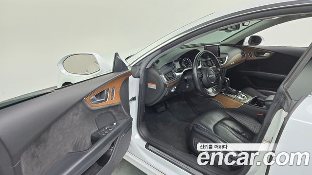 Audi A7 2016 — photo 10