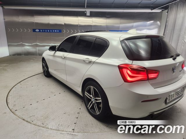 BMW 1-Series 2017 — photo 2