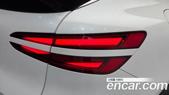 Genesis GV60 2023 — photo 9