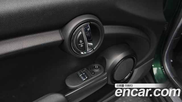 Mini Cooper 2015 — photo 15