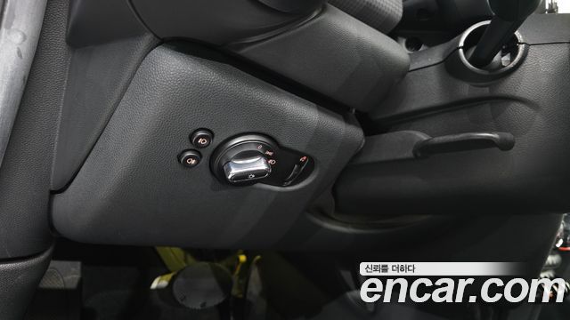 Mini Cooper 2015 — photo 16