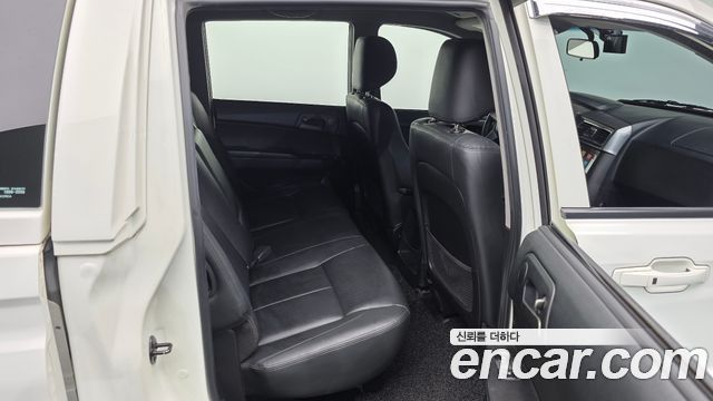 KG Mobility KORANDO 2017 — photo 12