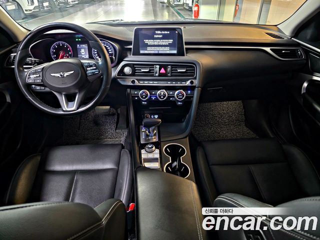 Genesis G70 2019 — photo 9