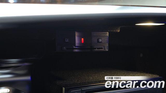 Mercedes-Benz S-Class 2020 — photo 20