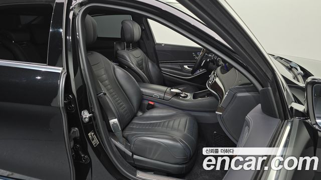 Mercedes-Benz S-Class 2020 — photo 16