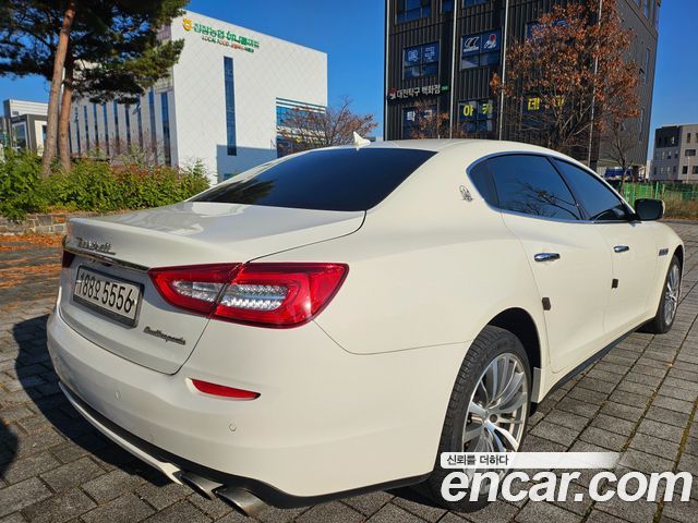 Maserati Quattroporte 2016 — photo 6