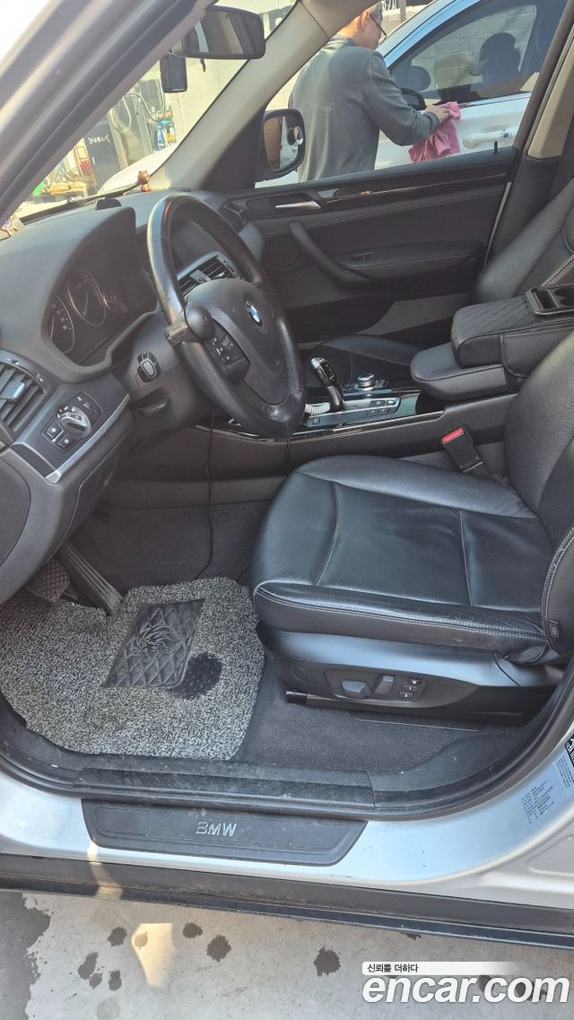 BMW X3 2011 — photo 7