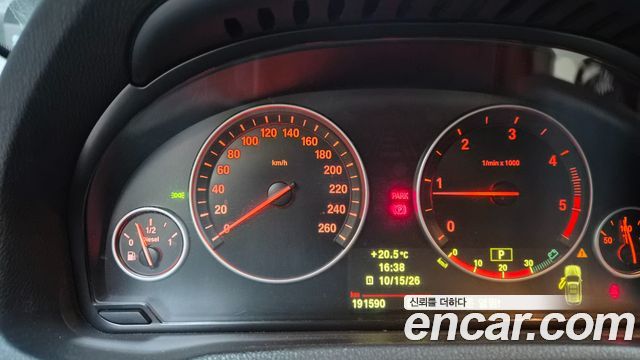 BMW X3 2011 — photo 8