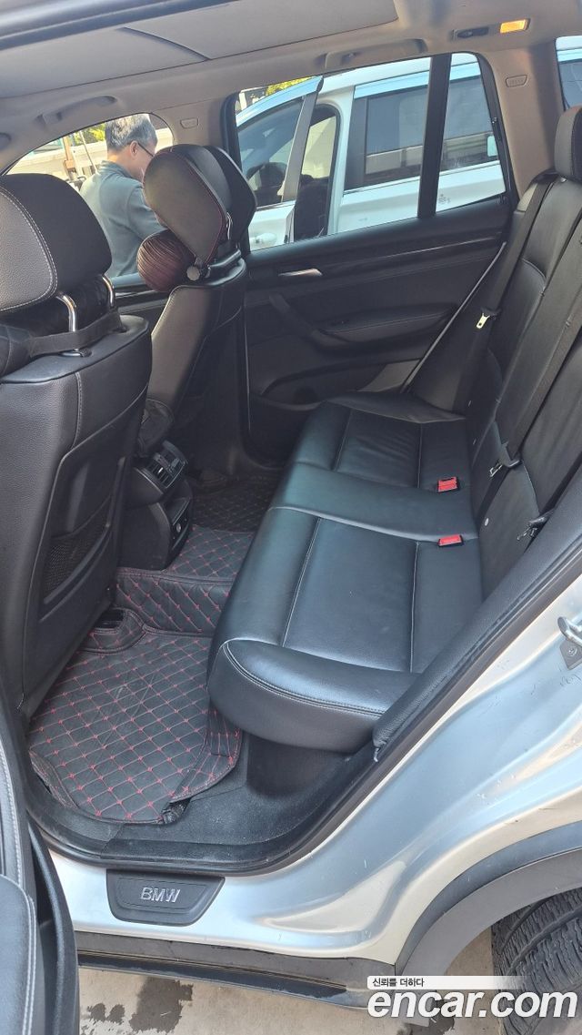 BMW X3 2011 — photo 12