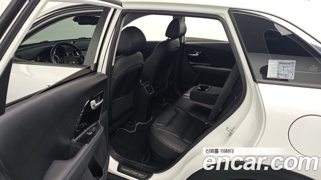 Kia Niro 2017 — photo 18