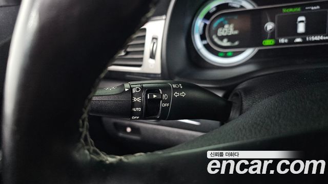 Kia Niro 2017 — photo 32