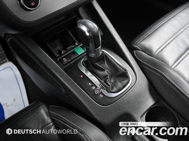 Volkswagen Scirocco 2013 — photo 9