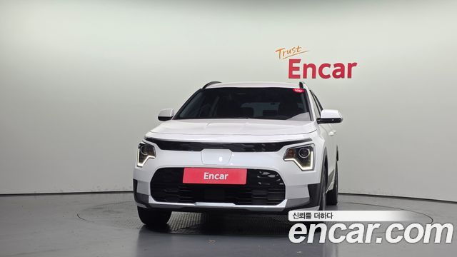 Kia Niro 2023 — photo 3