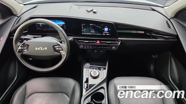 Kia Niro 2023 — photo 10