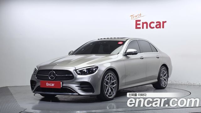 Mercedes-Benz E-Class 2021 — photo 1