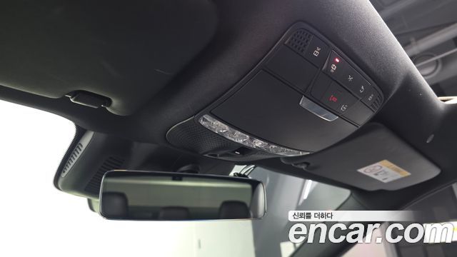 Mercedes-Benz E-Class 2021 — photo 25