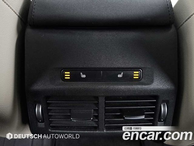 Land Rover Discovery Sport 2022 — photo 16