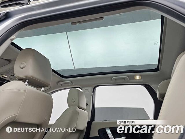 Land Rover Discovery Sport 2022 — photo 18