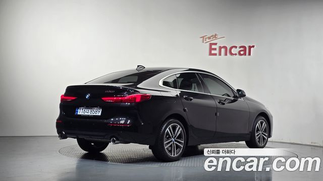 BMW 2-Series 2023 — photo 2