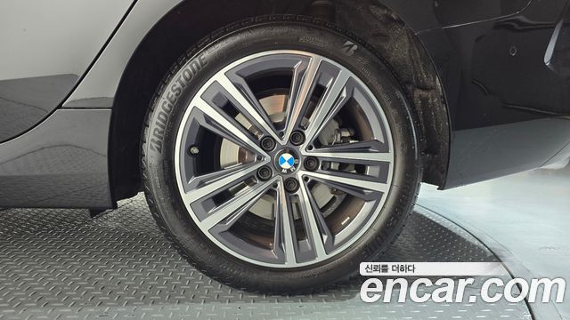 BMW 2-Series 2023 — photo 7