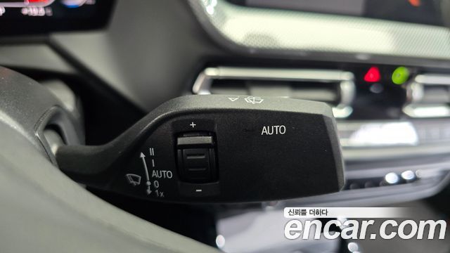 BMW 2-Series 2023 — photo 27