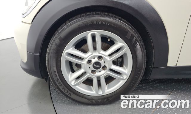 Mini Cooper 2012 — photo 5