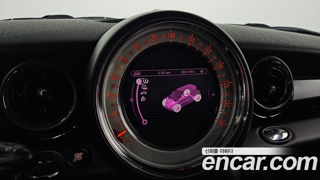Mini Cooper 2012 — photo 21