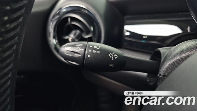 Mini Cooper 2012 — photo 26