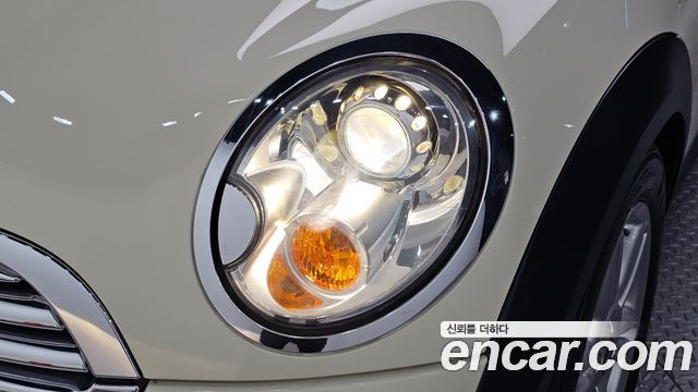 Mini Cooper 2012 — photo 8