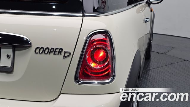 Mini Cooper 2012 — photo 9