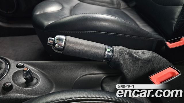 Mini Cooper 2012 — photo 28